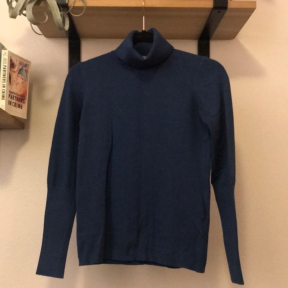 Philosophy Sweaters - 🚚MOVING SALE🚚 EUC Philosophy | Turtle Neck Sweater ✨MOST OFFERS ACCEPTED✨